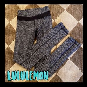 Lululemon Black leggings thicker and comfy